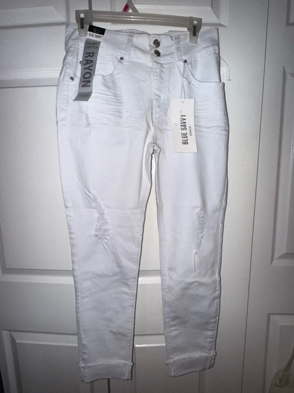Women’s White Distressed Stretch Jeans